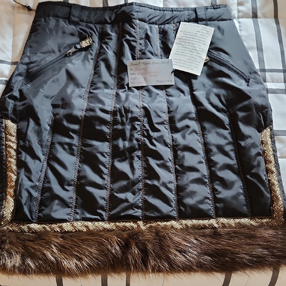 Snow skirt with Beaver lining